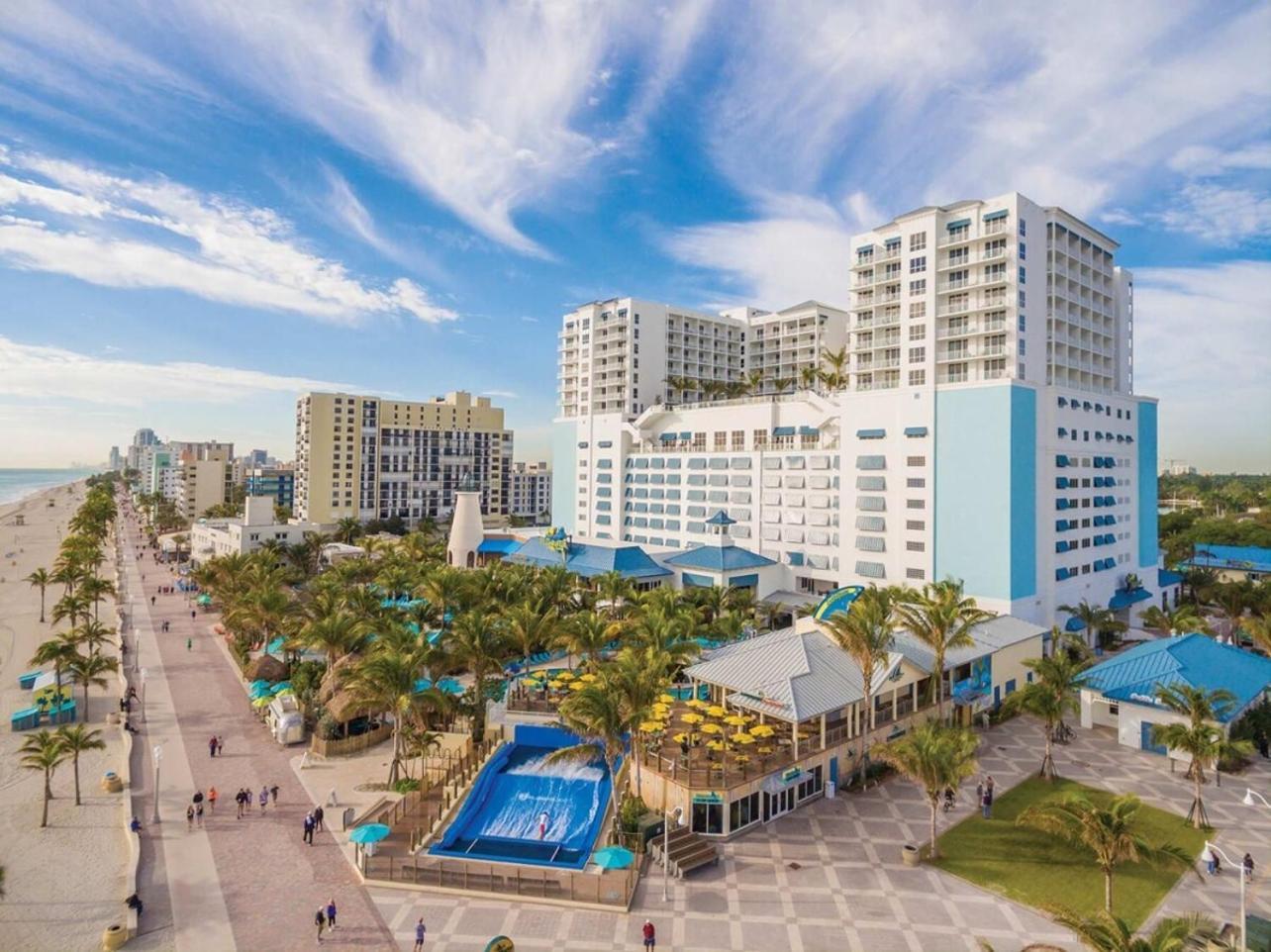 2 Bdrm Modern House Mins From Beach & Casino Hb1 Hallandale Beach Bagian luar foto